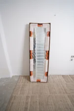 ⁦Nira Highlight Orange Frame Mirror with Stand⁩ - الصورة ⁦6⁩