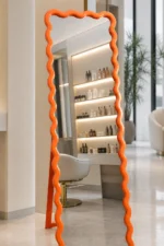 ⁦Nira Highlight Orange Frame Mirror with Stand⁩ - الصورة ⁦2⁩