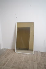 ⁦Nira Vertical Rectangular Mirror LED with Frame⁩ - الصورة ⁦5⁩