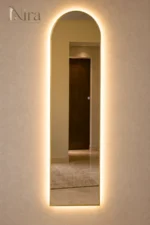 ⁦Nira Full-length framed mirror with LED⁩ - الصورة ⁦2⁩